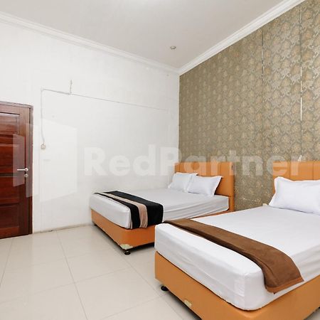 Reddoorz At Wisma Nabila Syariah Near Masjid Raya Baiturrahman Банда-Ачех Екстер'єр фото