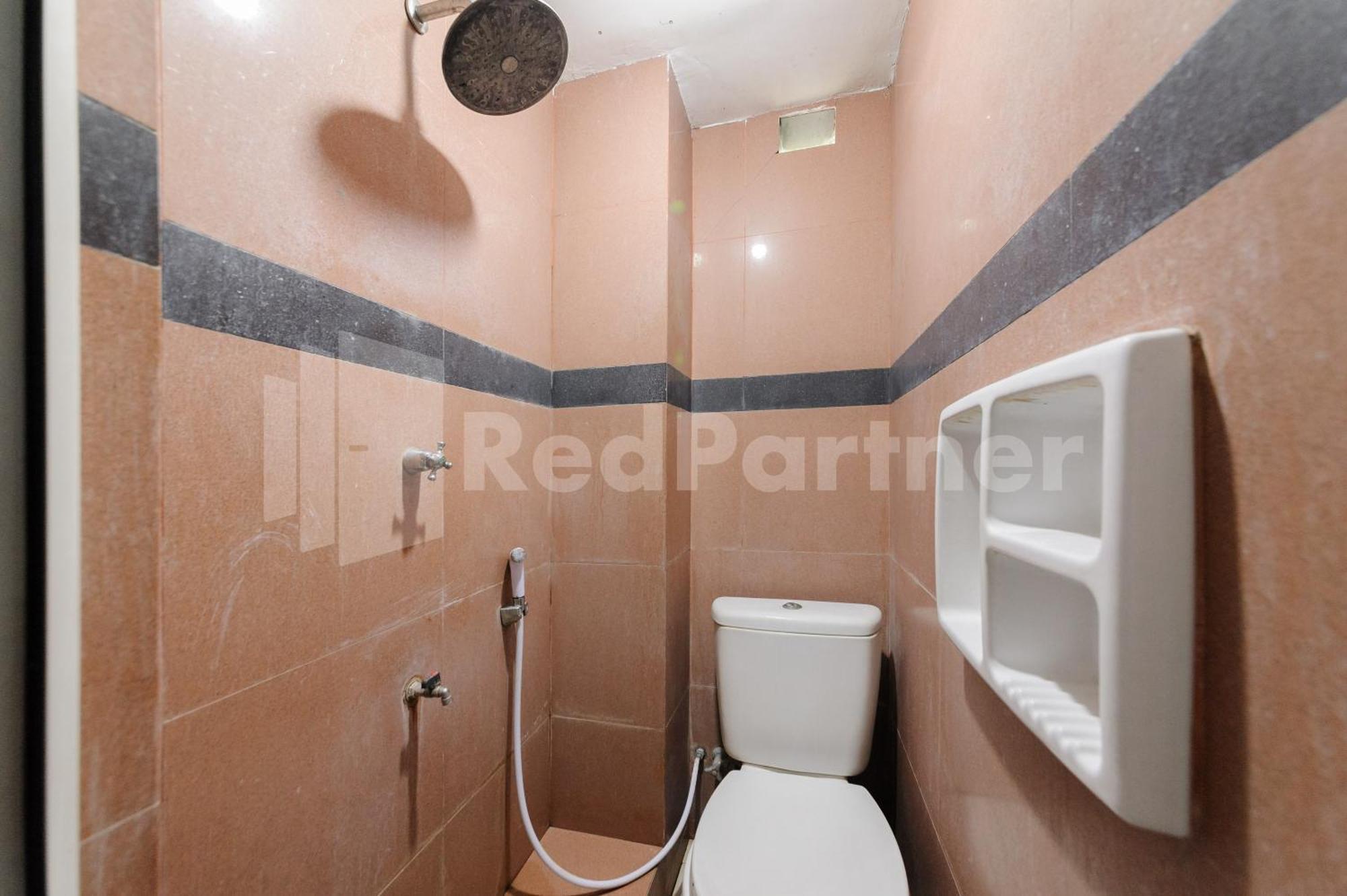 Reddoorz At Wisma Nabila Syariah Near Masjid Raya Baiturrahman Банда-Ачех Екстер'єр фото
